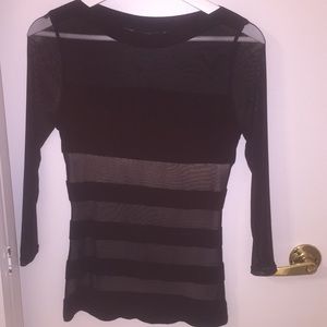 Guess 3/4 length sleeve shirt